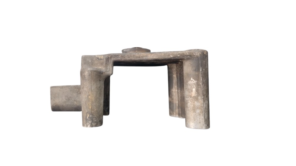 Suporte Alternador Pajero Tr4 2006 4