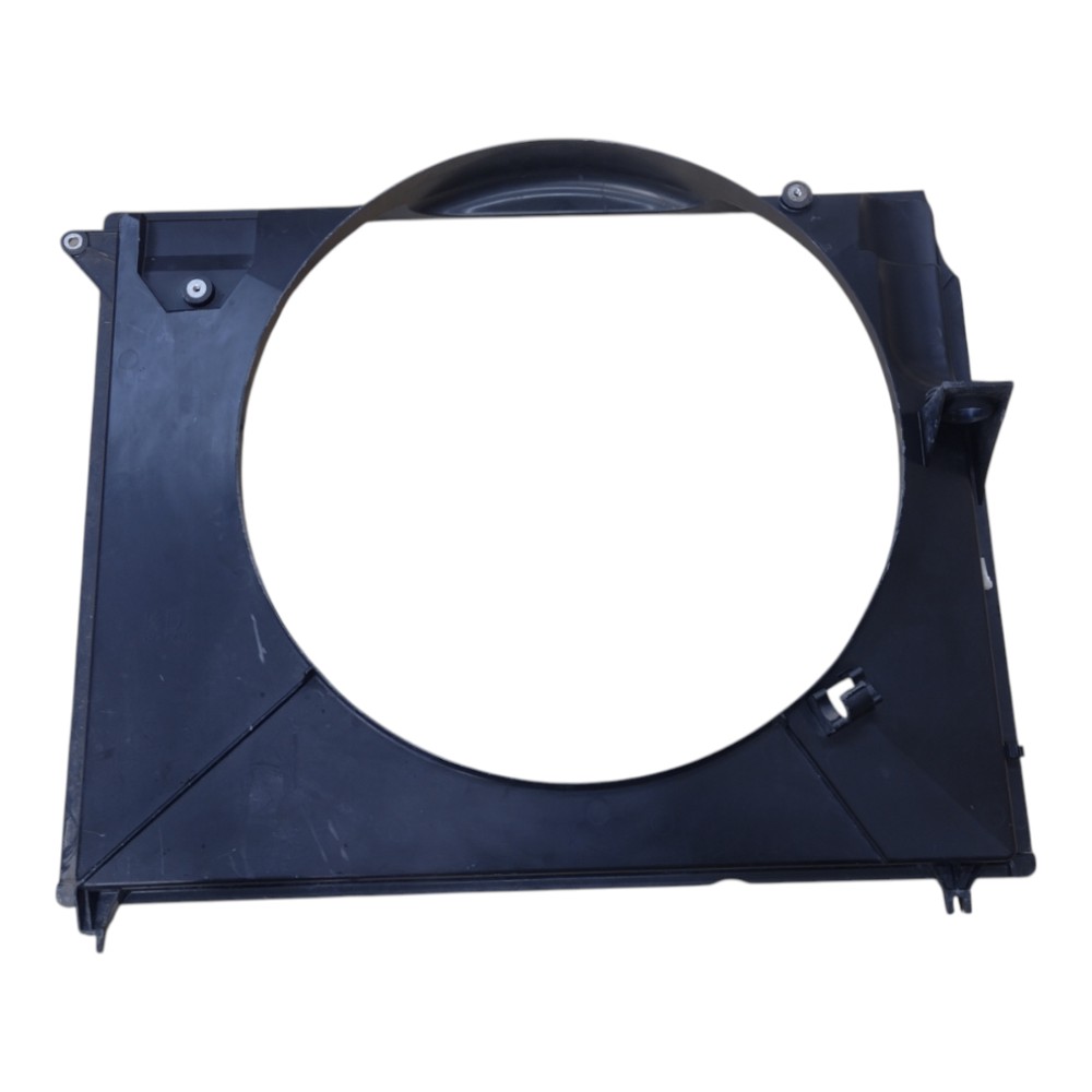 Defletor radiador Hilux SW4 2009 com detalhe