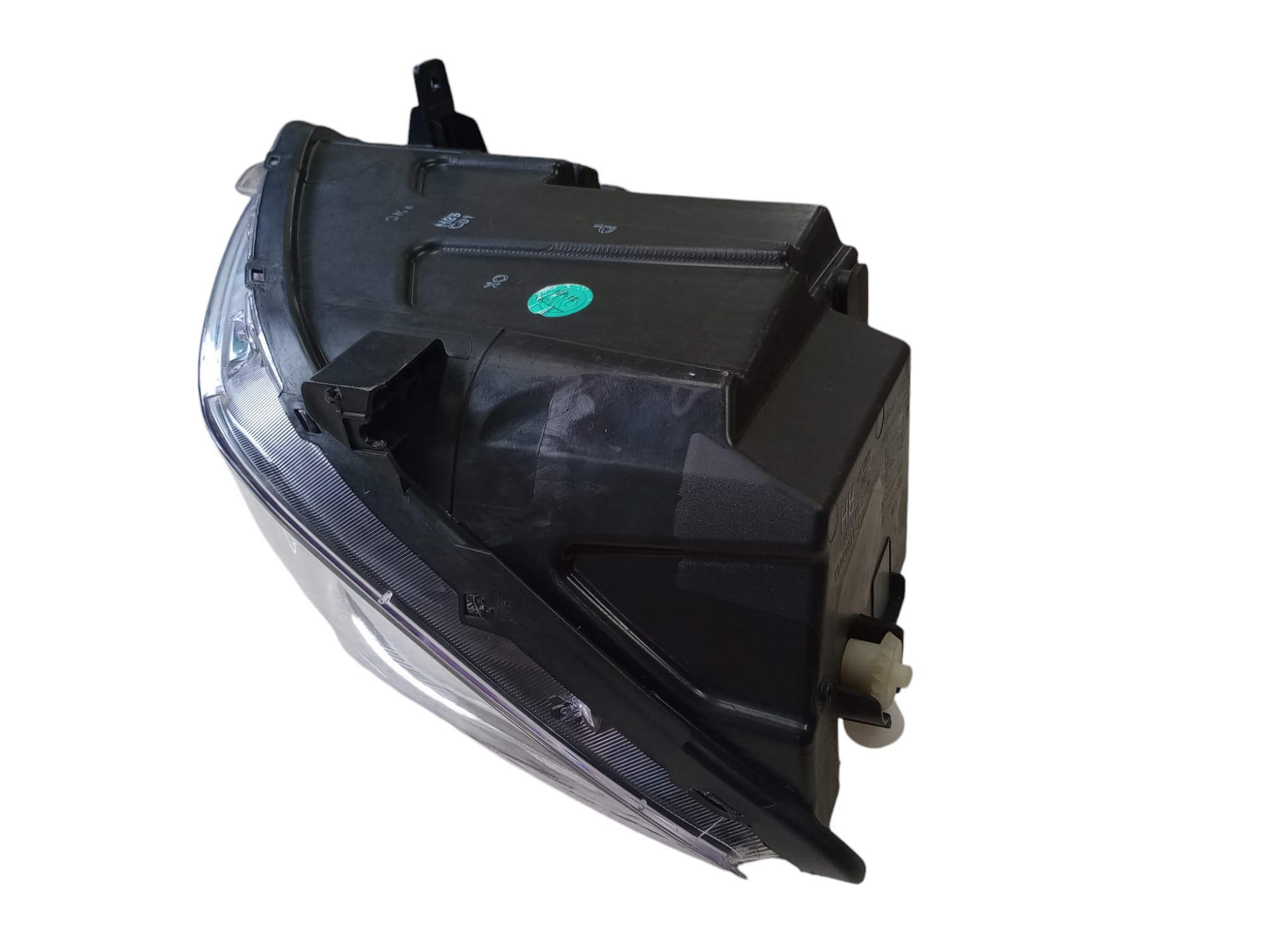 Farol Lado Direito Gm Tracker 2024 6