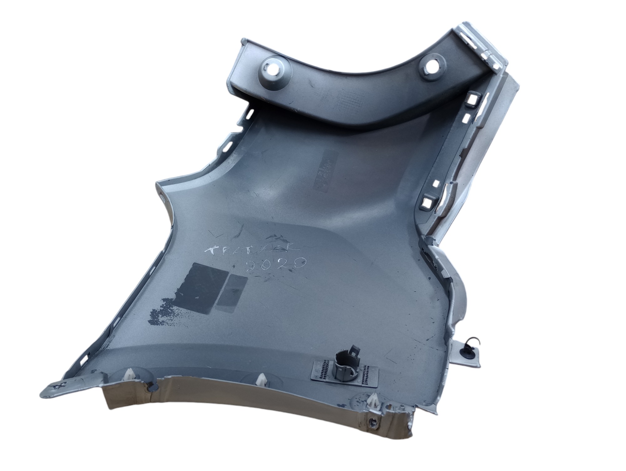 Polaina Para-choque T.d Gm Tracker 2021  Prata 6