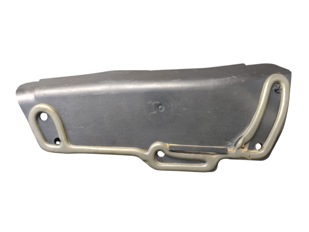 Acabamento interno cofre motor Jeep Compass 2020 1