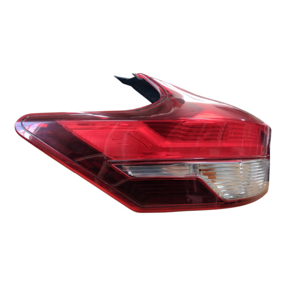 Farol T.e Nissan Kicks 2021 Com Detalhe Esquerdo/motorista Esquerdo/motorista 3