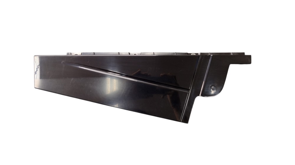 Moldura superior porta T.D Compass 2019 3
