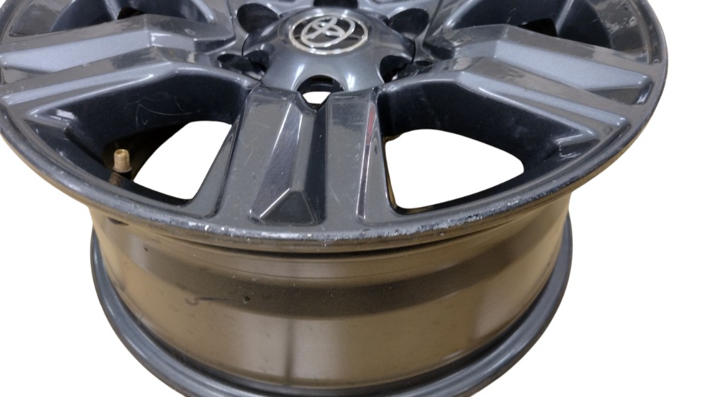 Roda Aro 17 Hilux 2022 9