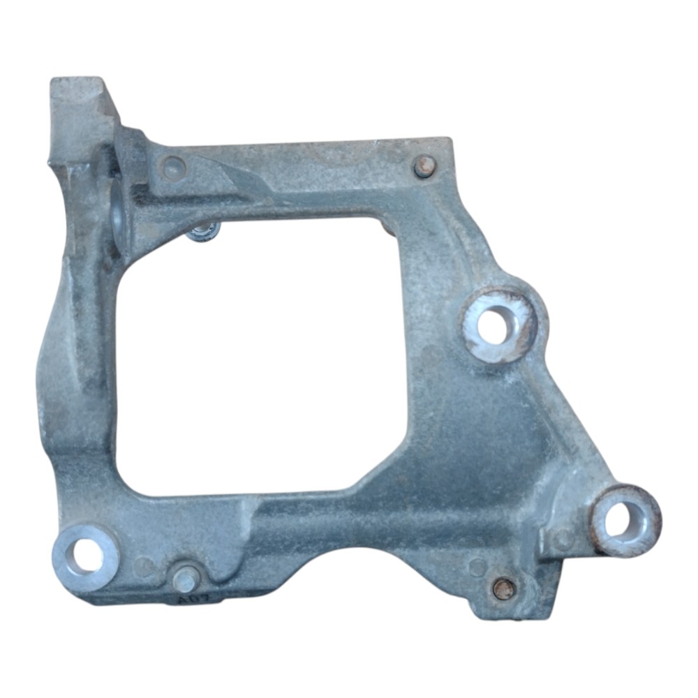 Suporte Compressor Ar Condicionado Hilux 2020 1