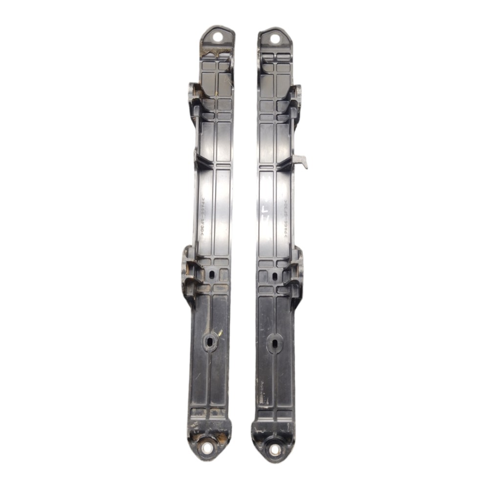 Par suporte radiador Hilux 2.8 2019