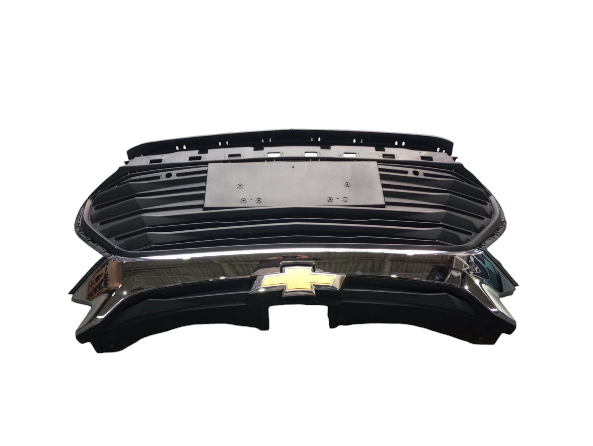 Grade Central Para-choque Gm Tracker 2024 Com Detalhe 3