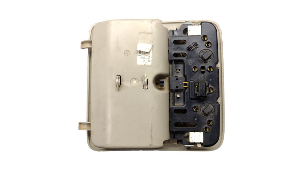 Luz Teto Cortesia S10 2019 5