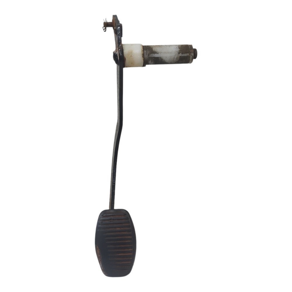 Pedal Embreagem Uno Mille Way 2012 2013 v123 balcao
