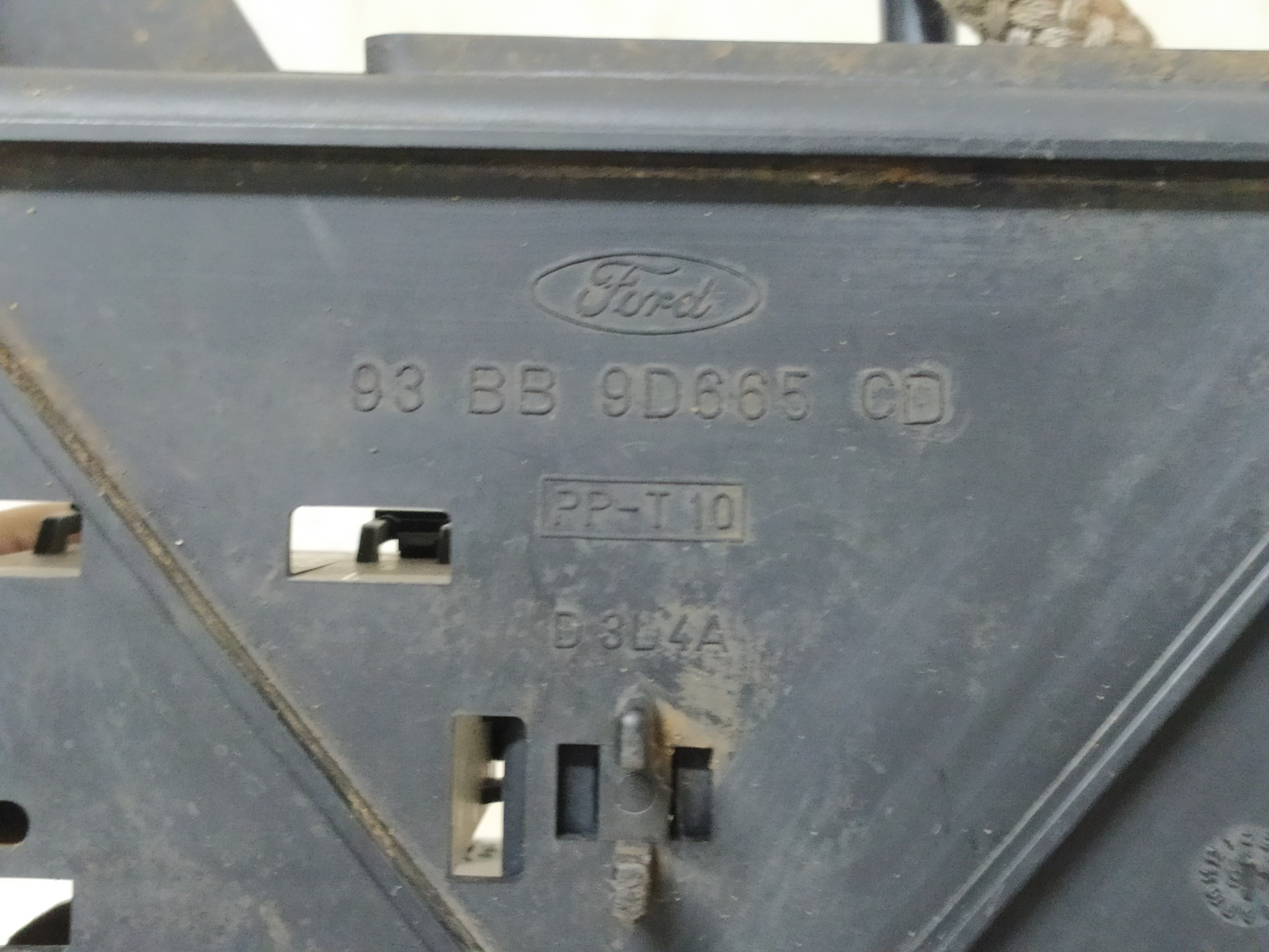 Reservatório Filtro Canister Ford Mondeo 2.0 1997 V98 9