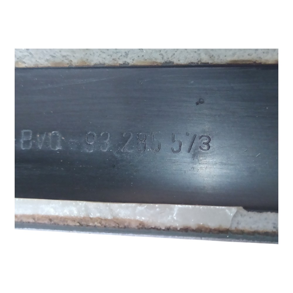 Friso Porta Dianteira Direita Gm Vectra Milenium 2001 V138 9