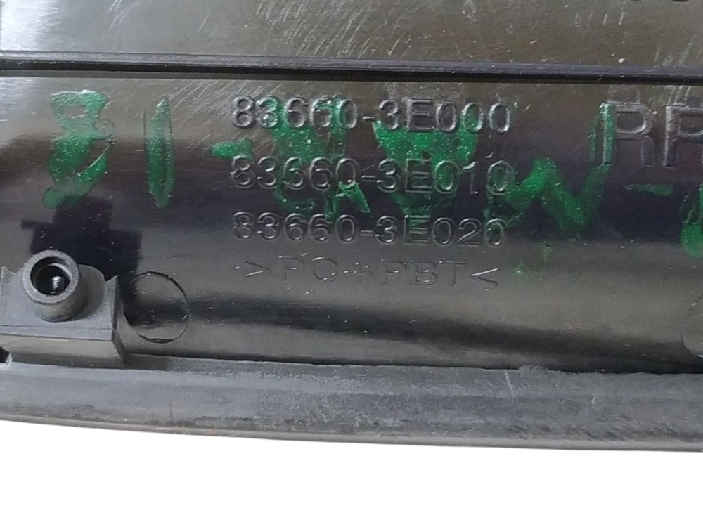 Maçaneta Externa Traseira Direita Kia Sorento 2003 A 2009 7