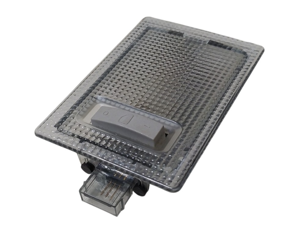Luz De Teto Cortesia Gm Onix 1.0 2015 V109 2
