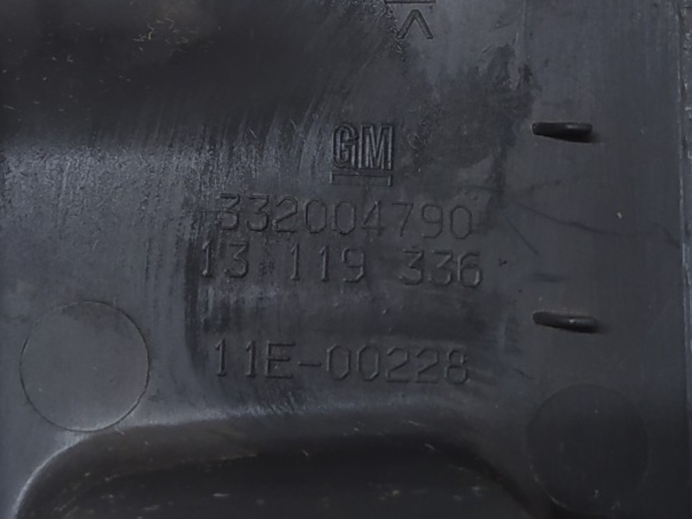Acabamento Moldura Fechadura Porta Malas Vectra Gt 2008 V108 8