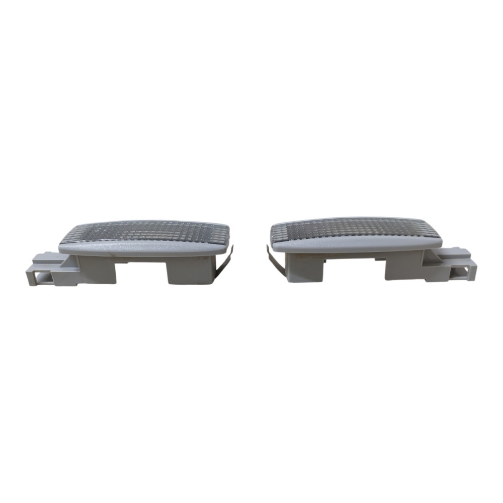Luz Cortesia Dianteira Vw Fox 2013 V157 4