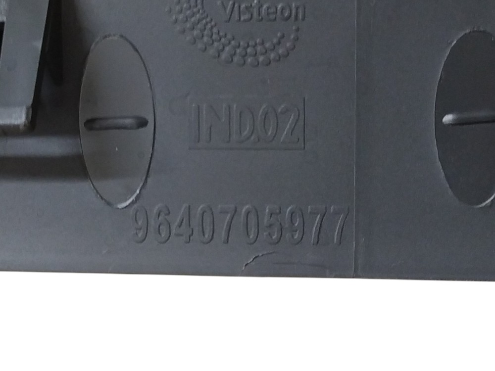 Moldura Painel De Instrumentos Citroen C3 1.4 2008 V107 5