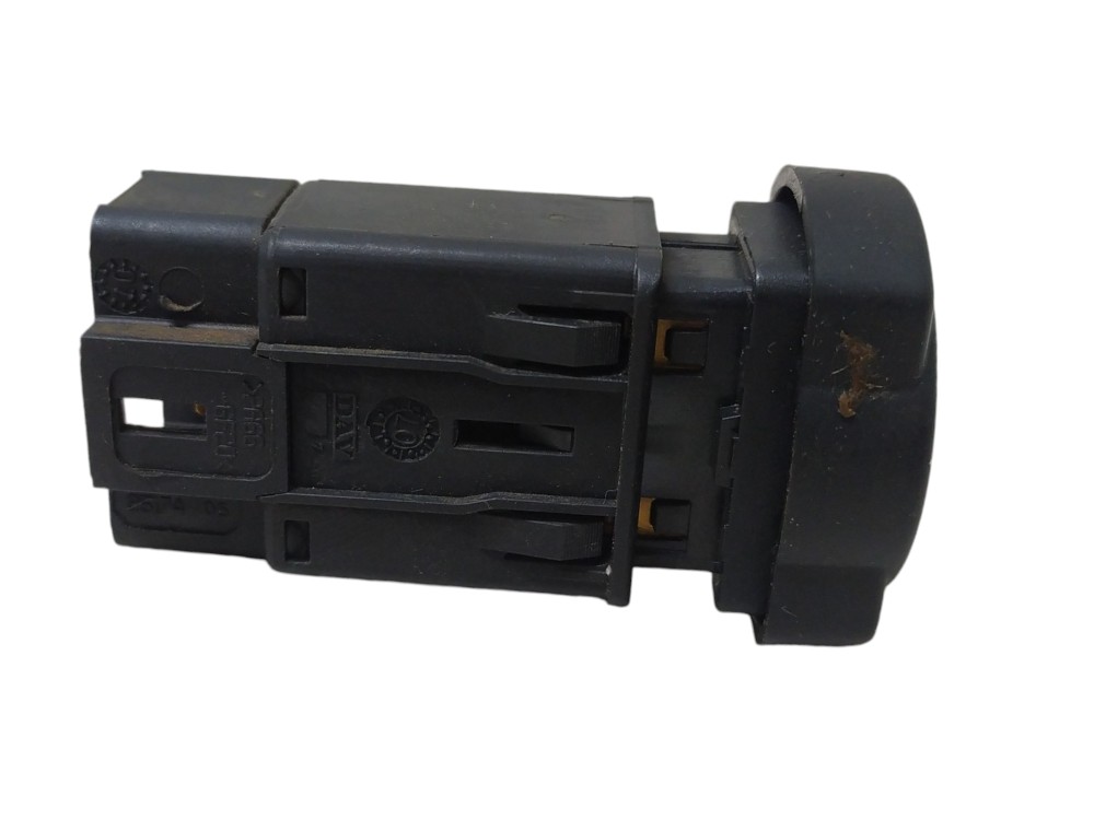 Botão Do Pisca Alerta Renault Logan 1.0 2008 V105 3