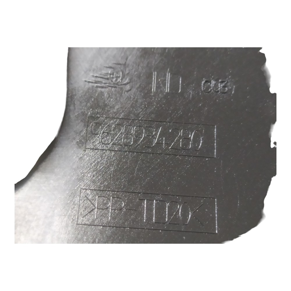 Grade Parachoque Superior Dianteira Peugeot 206 2004 V119 8