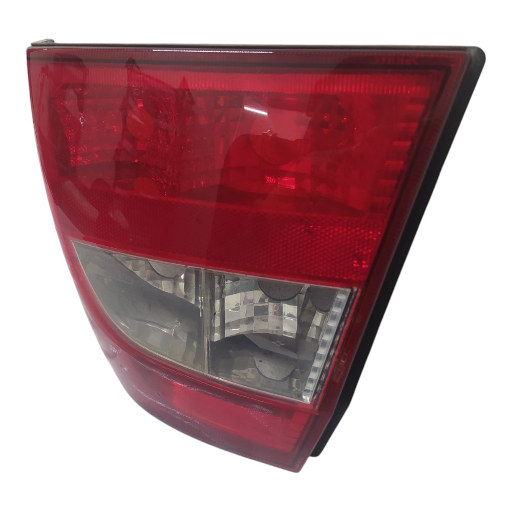 Lanterna Traseira Direita Gm Vectra Milenium 2001 V138