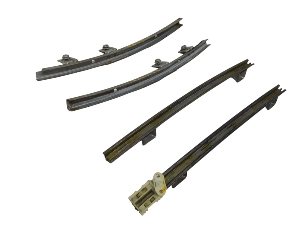 Kit Canaleta Guia Dos Vidros Gm Corsa Montana 2002 V122 2