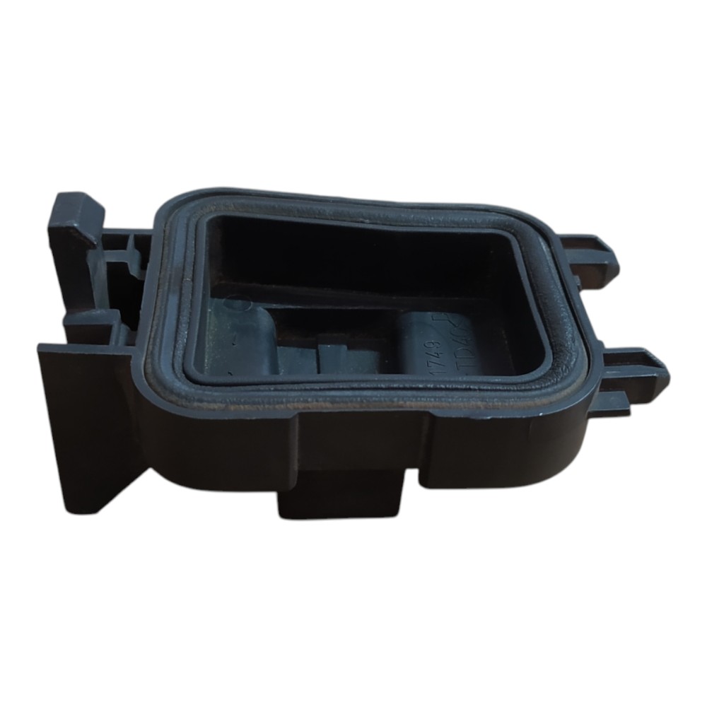 Tampa Vedação Farol Direito Fiat Stilo 2011 V136 3