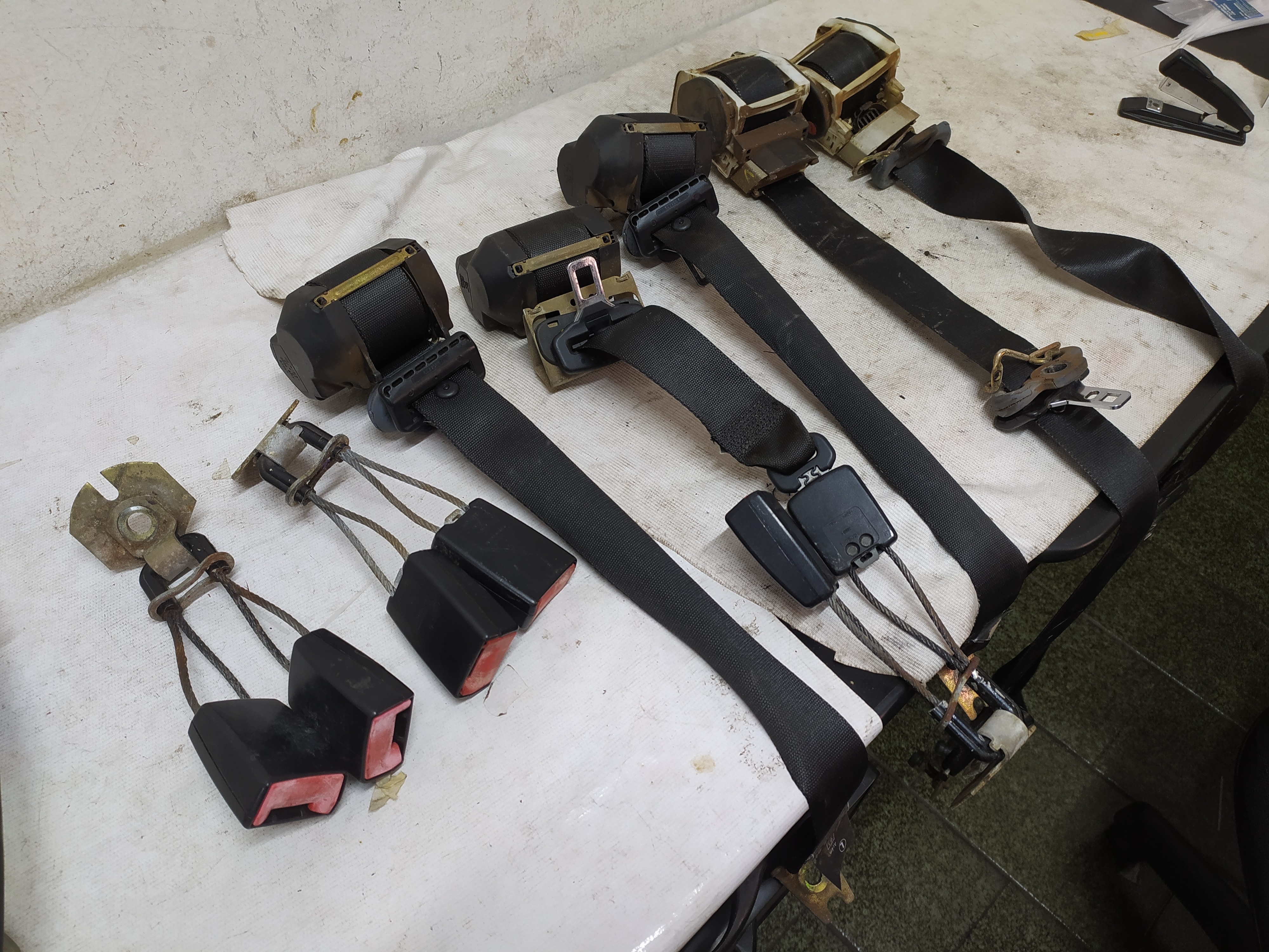 Kit cintos e engates Ford Mondeo 2.0 1997 V98 Balcão