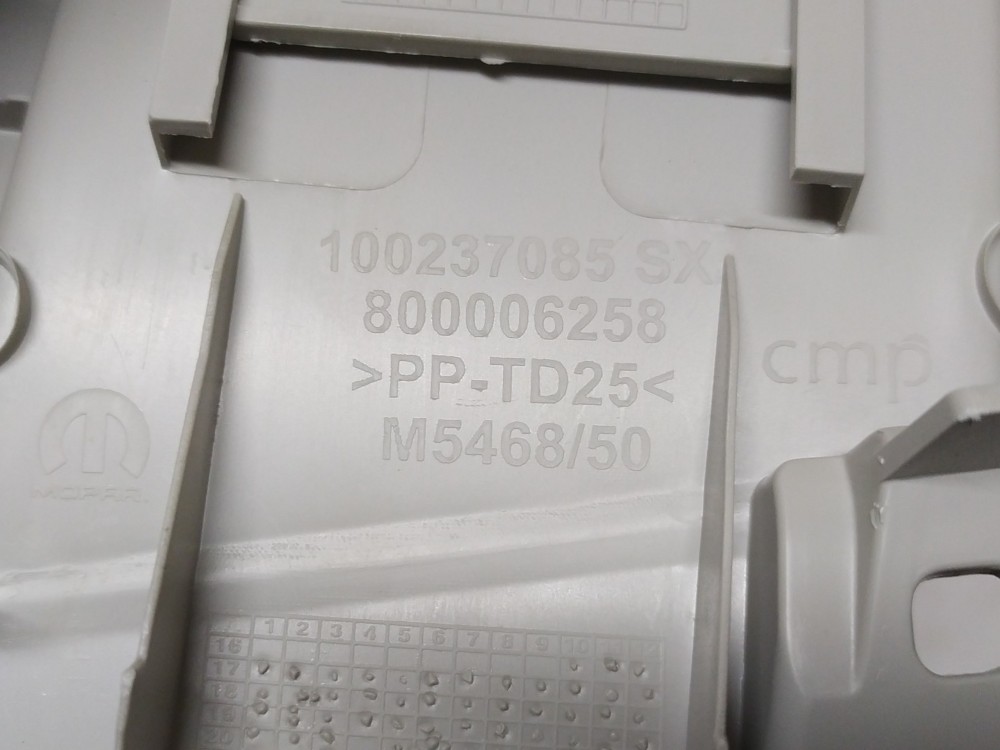 Acabamento Coluna Central Direita Fiat Argo 2022 V139 6