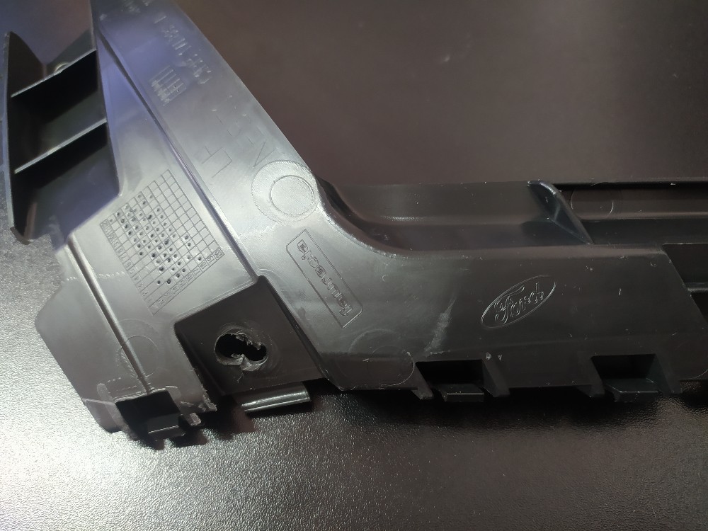 Guia Parachoque Traseiro Esquerdo New Fiesta Hatch 2019 V134 10