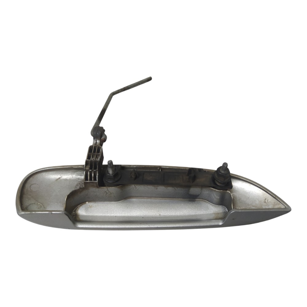 Maçaneta Externa Traseira Esquerda Gm Onix 2014 1.4 V140 Prateado Traseira 5