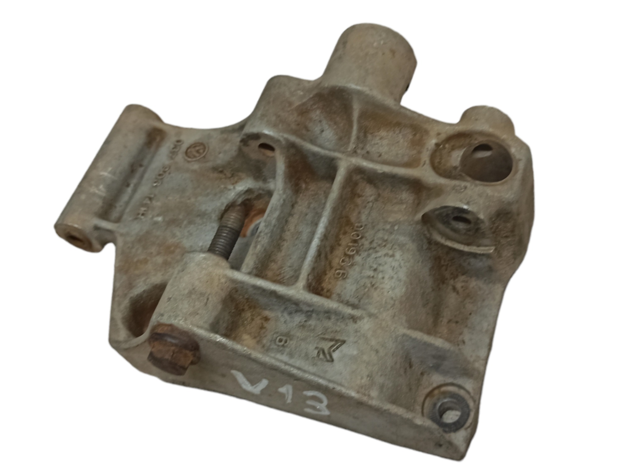 Suporte Alternador Volkswagen Golf Ap 1.8 1995 V13 3