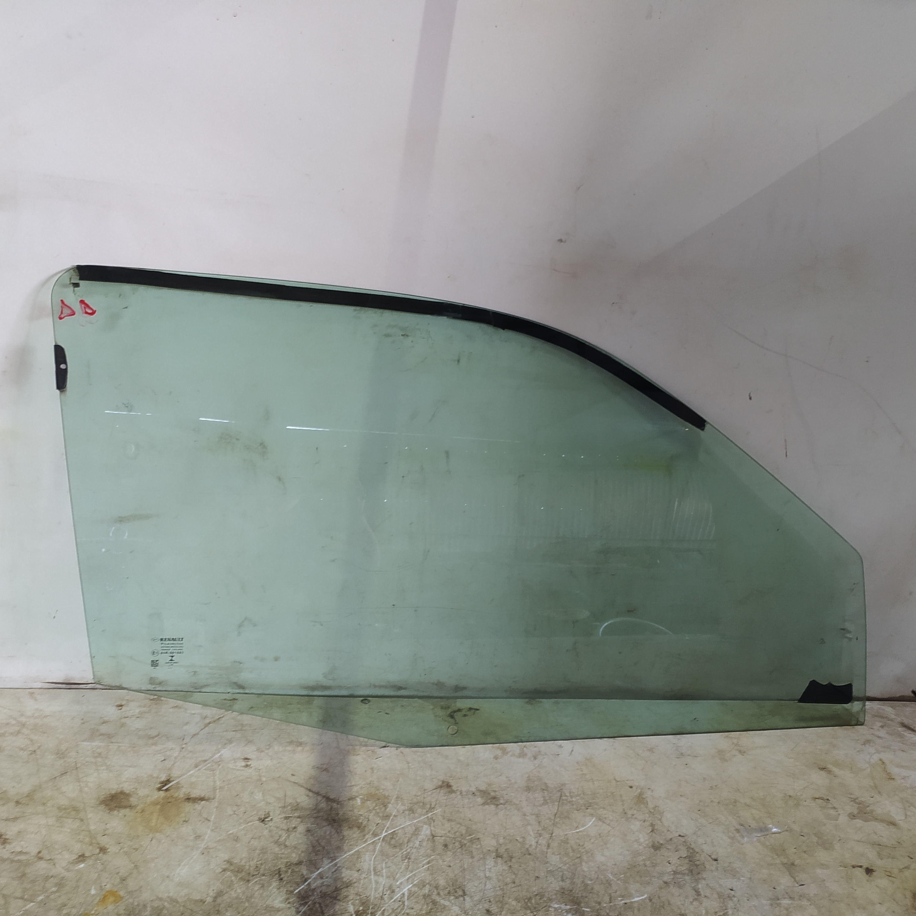 Vidro Dianteiro Direito Renault Clio 2013 V97 Balcão