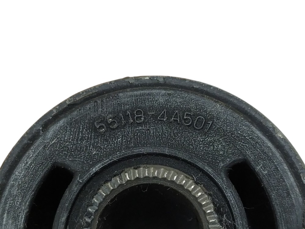 Bucha Do Feixe De Mola Traseira Hyundai Hr 2.5 2005 A 2012 5
