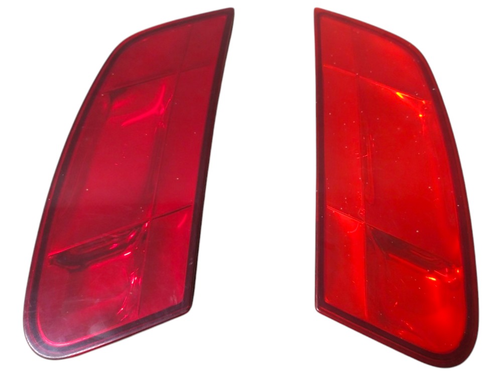 Lanterna Tampa Traseira Fiat Siena Sedan 2008 V104 Par
