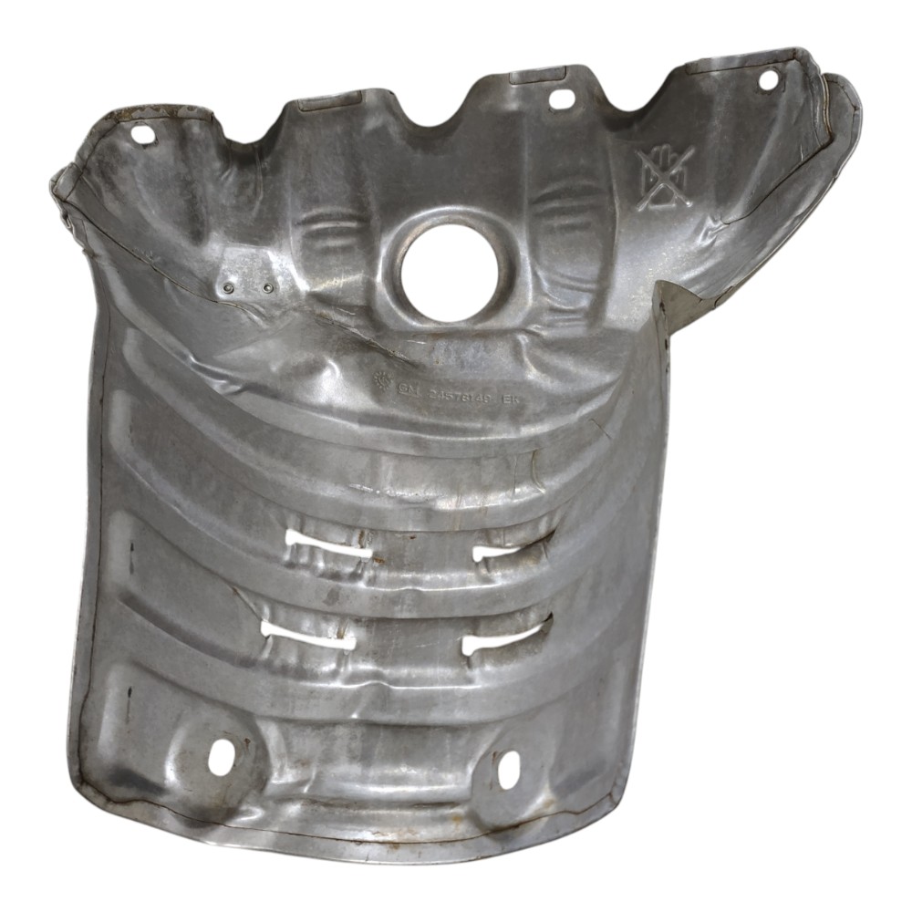 Defletor Calor Coletor Escapamento Gm Onix 2014 1.4 V140 2