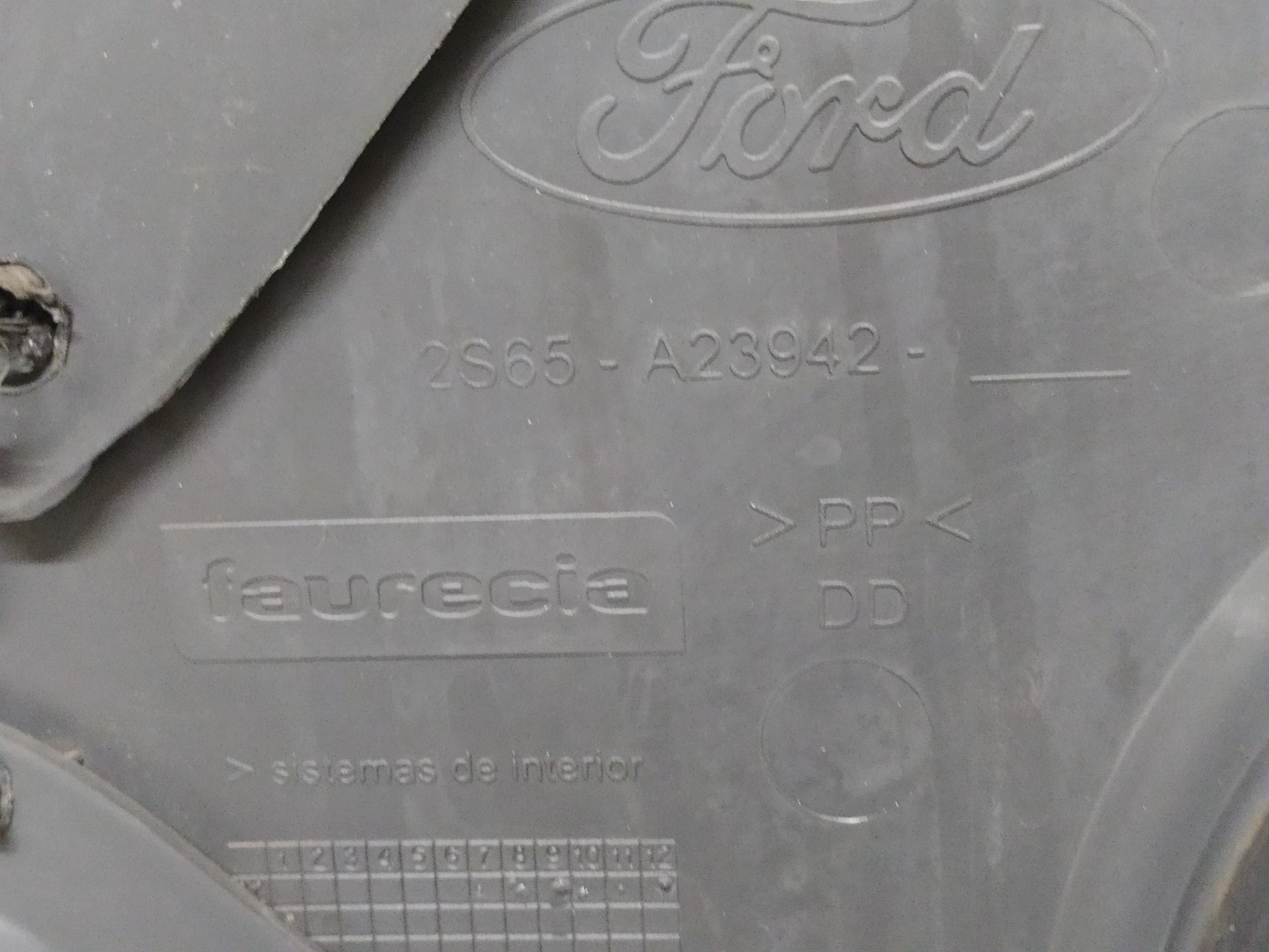 Forro Da Porta Dianteira Direita Ford Fiesta 1.0 2003 V100 9