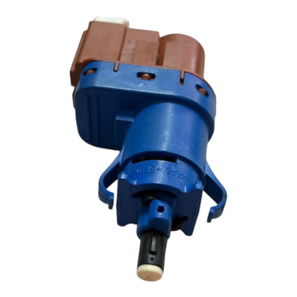 Interruptor Sensor Pedal Estacionamento Fiat Mobi 1.0 2018 2