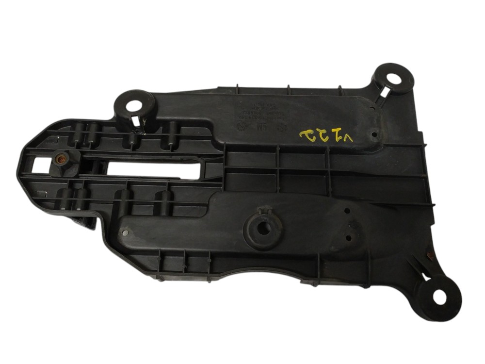 Base Suporte Fixação Da Bateria Gm Corsa Montana 2002 V122 4