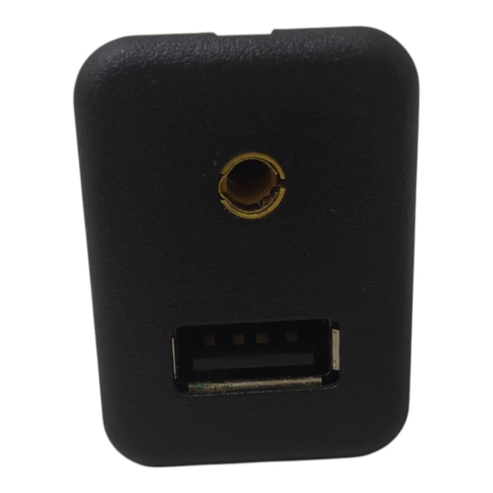 Conector Entrada Usb Auxiliar Painel Gm Onix 2014 V140