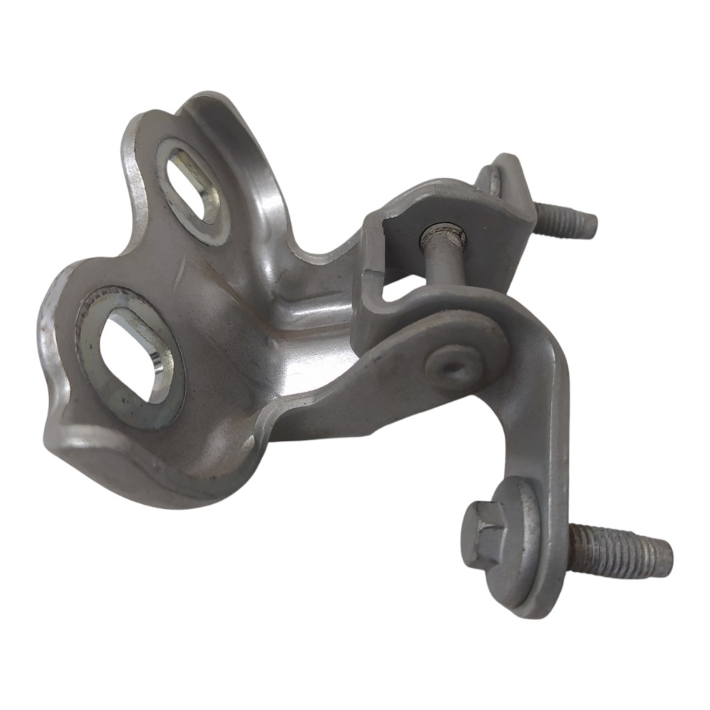 Dobradiça Traseira Esquerda Inferior Gm Onix 2014 1.4 V140 5