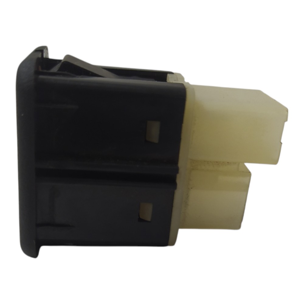 Conector Entrada Usb Auxiliar Painel Gm Onix 2014 V140 3