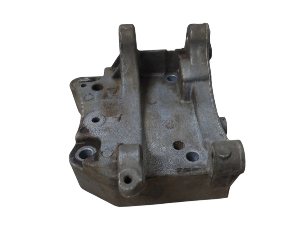 Suporte Do Alternador Citroen C3 1.4 2008 V107 4