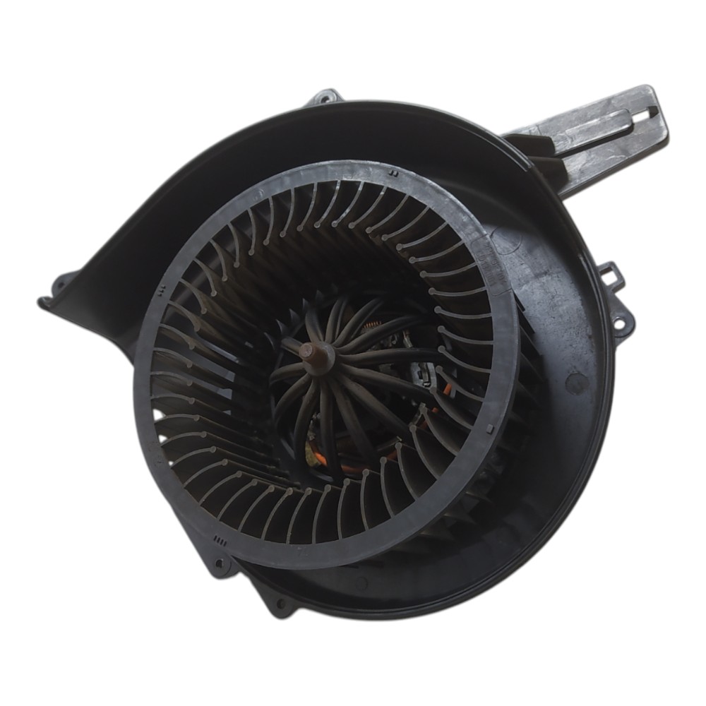Motor Ventilador Ar Forçado Vw Saveiro G5 1.6 2012 V156