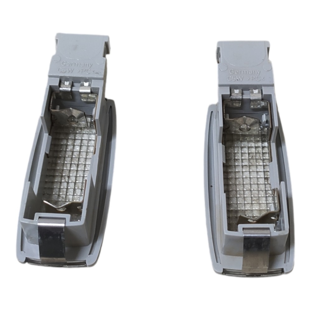 Luz Cortesia Dianteira Vw Fox 2013 V157 5