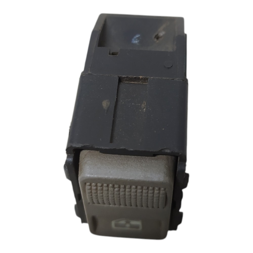 Botão Vidro Elétrico Traseiro Vw Gol G3 2001 V133 2