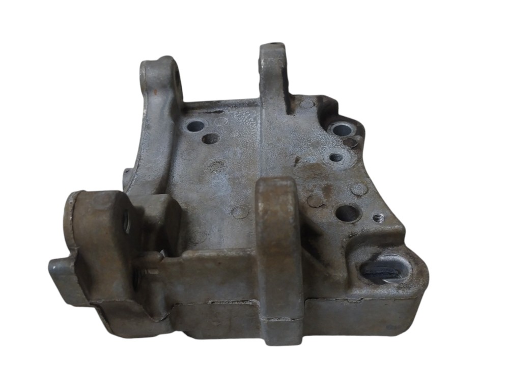 Suporte Do Alternador Citroen C3 1.4 2008 V107 3