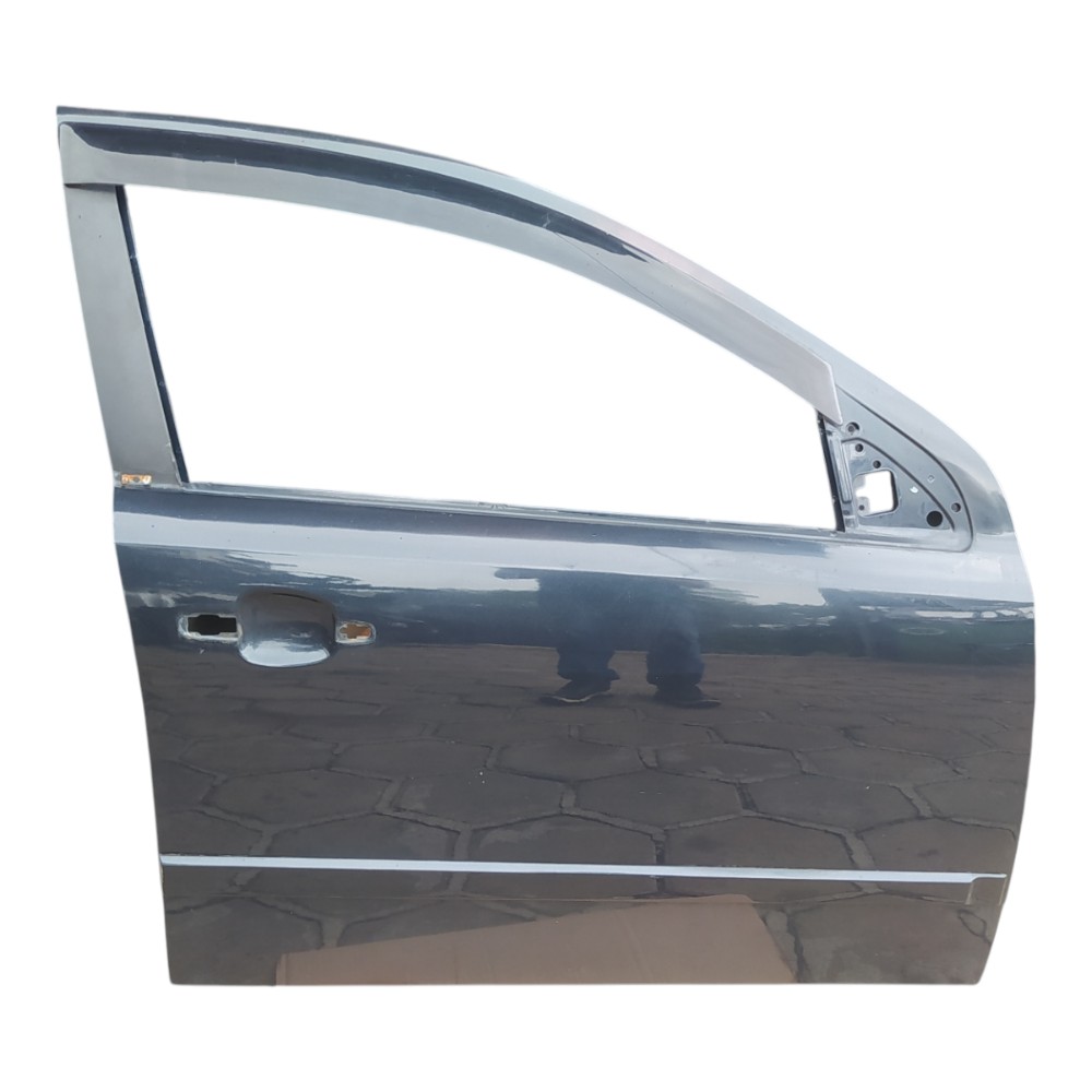 Porta Dianteira Direita Gm Vectra Gt-x 2.0 2008 V150 Dianteira Direito