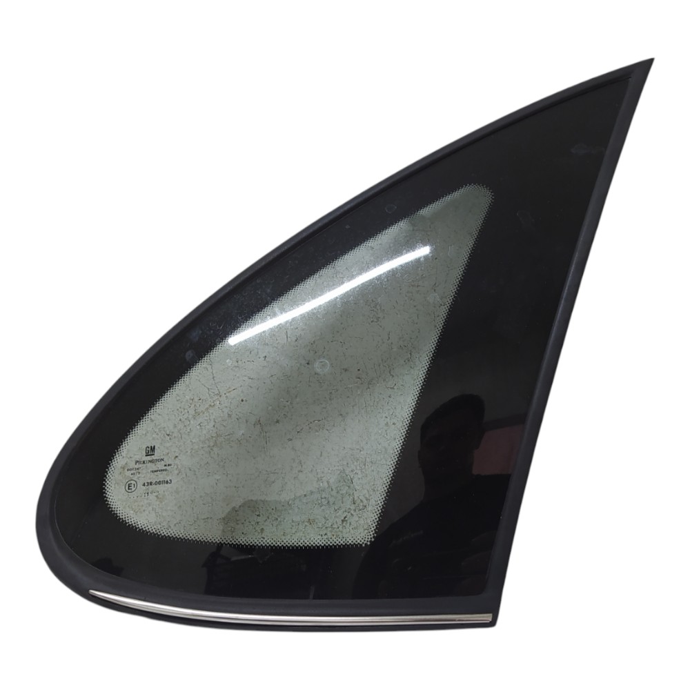 Vidro fixo traseiro direito gm vectra milenium 2001 V138 2