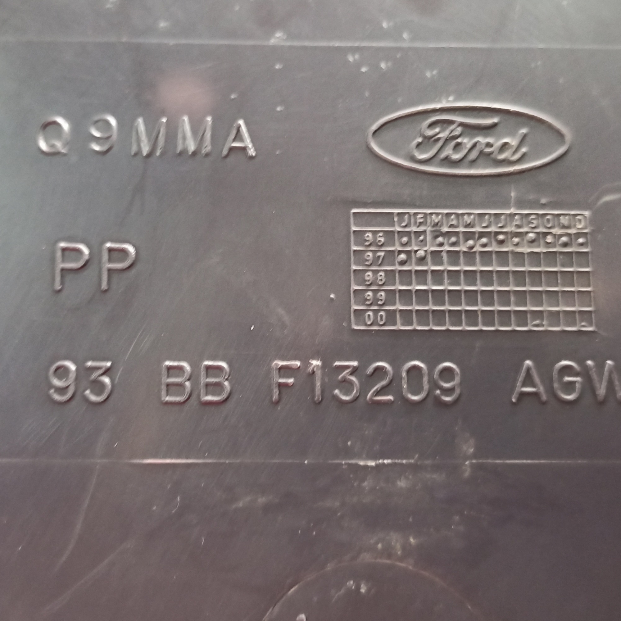 Soleira Porta Traseira Esquerda Ford Mondeo 1997 V98 8