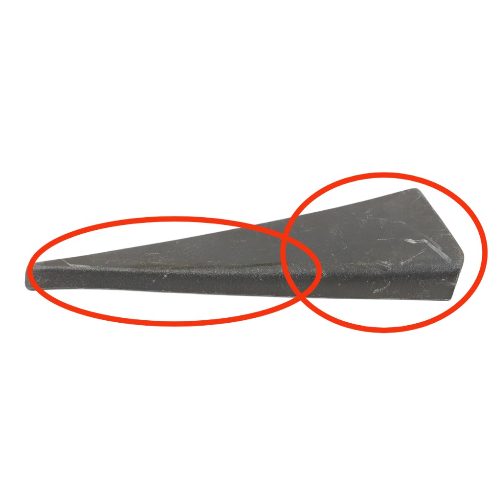 Moldura Porta Traseira Direita Gm Corsa Super 1.0 1998 V146 5