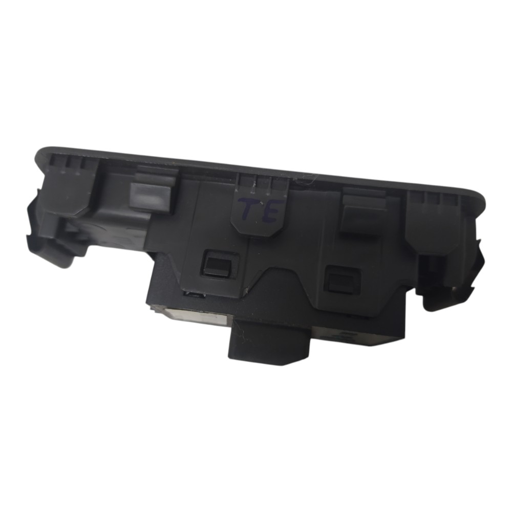 Botão Vidro Elétrico Traseiro Esquerdo Gm Onix 2014 1.4 V140 4